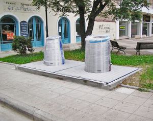 Έρχονται υπόγειοι κάδοι στο ιστορικό κέντρο της πόλης