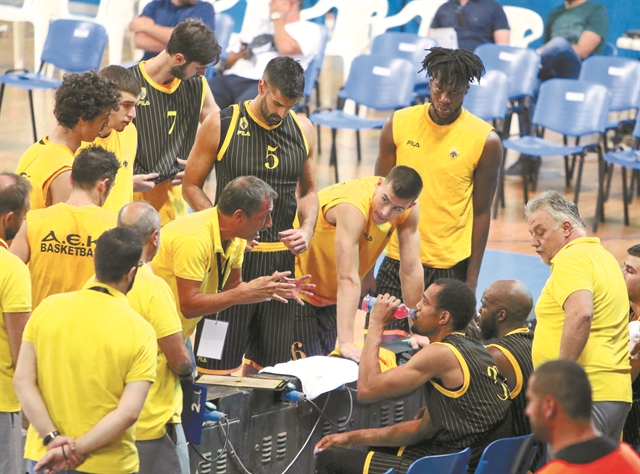 Η Βασίλισσα επιστρέφει