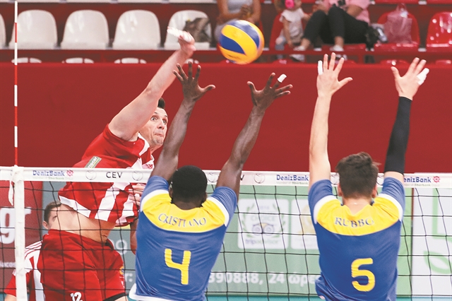 Πρεμιέρα με επιστροφές και τεχνολογία