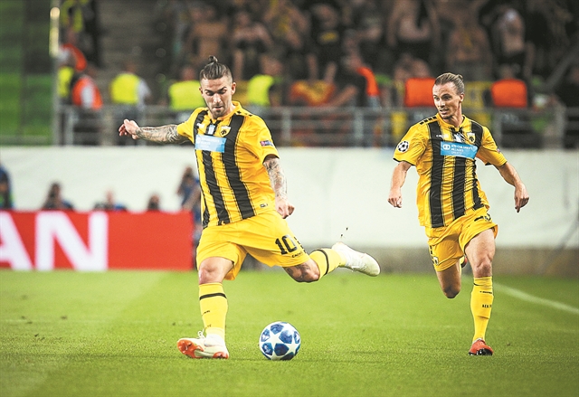 «Αδειασαν» ξανά τα Σπάτα από διεθνείς