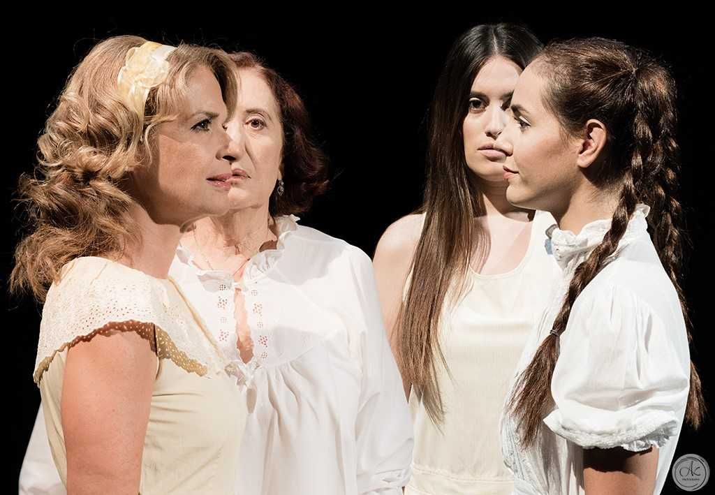 Η Πέγκυ Σταθακοπούλου είναι μια μητέρα σε «κίνδυνο»