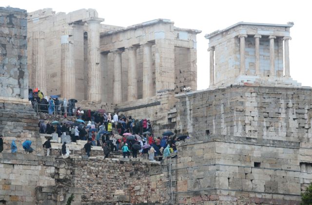 Κορυφαίος προορισμός η Αθήνα με πρόβλεψη για 5,5 εκατ. τουρίστες