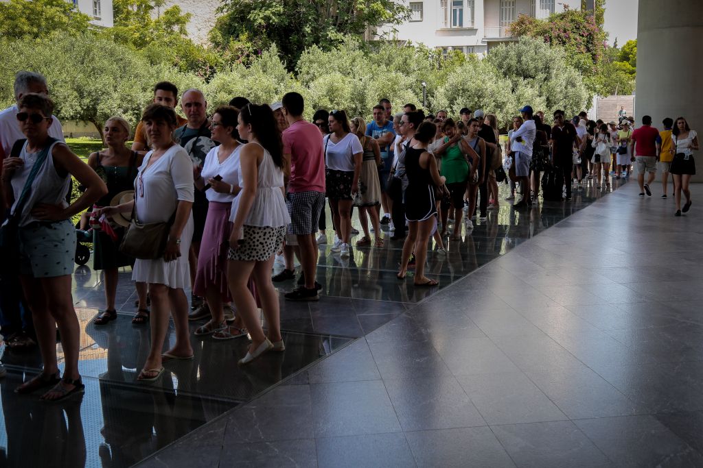 Στα 5,5 εκατ. εκτιμώνται οι αφίξεις στην Αθήνα ως το τέλος του 2018