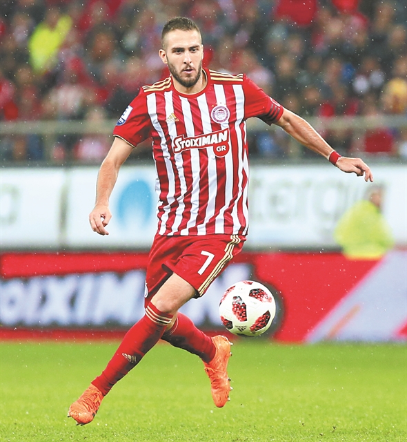 Θυμήθηκε κίτρινες και κόκκινες κάρτες