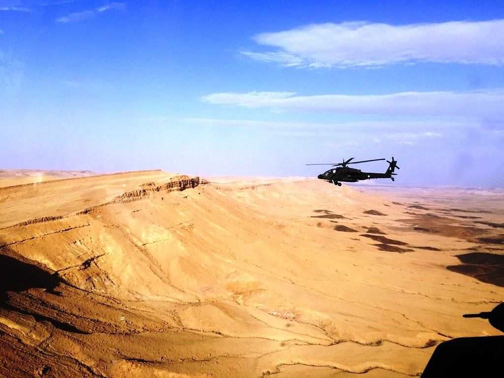 Tα ελληνικά Apache στο Ισραήλ – Ασκηση μήνυμα στην Τουρκία (video)