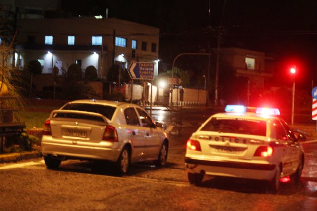 Πυροβολισμοί σε σουπερμάρκετ στα Βριλήσσια – Τραυμάτισαν τον έναν δράστη