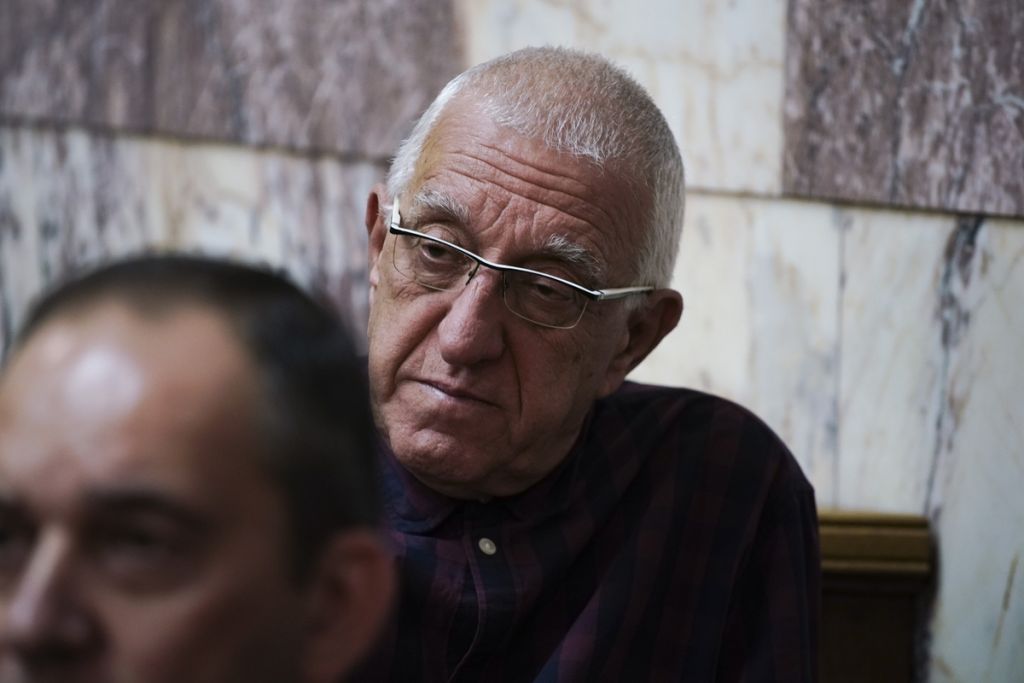 Αποδοκιμασία Κακλαμάνη για Κατσίφα – «Κάντε μου πρόταση μομφής»