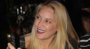 Σκλήρυνση κατά πλάκας : Συγκινεί η Ορθούλα Παπαδάκου για τη μάχη που δίνει