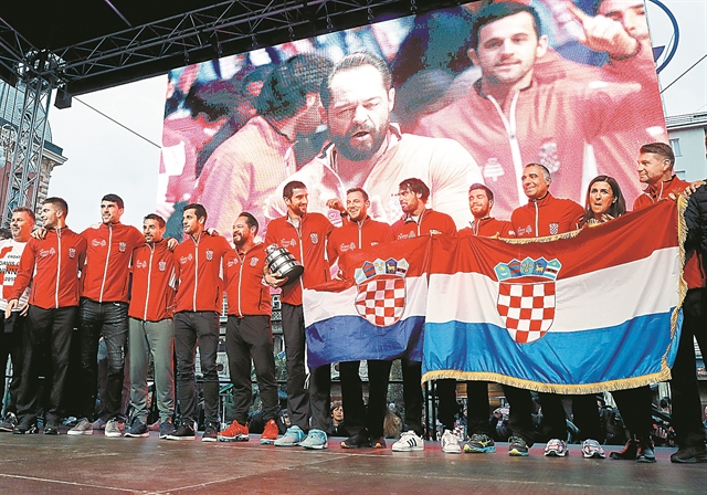 Ηλία, σου κάνει ο Ουάρντα;