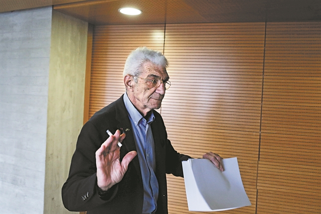 Τριπλός πονοκέφαλος λόγω Μπουτάρη