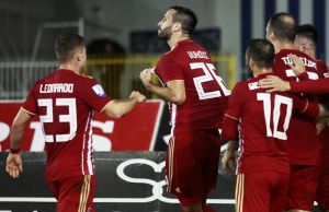 Μια παρένθεση και μόνο η φάρσα της εξυγίανσης