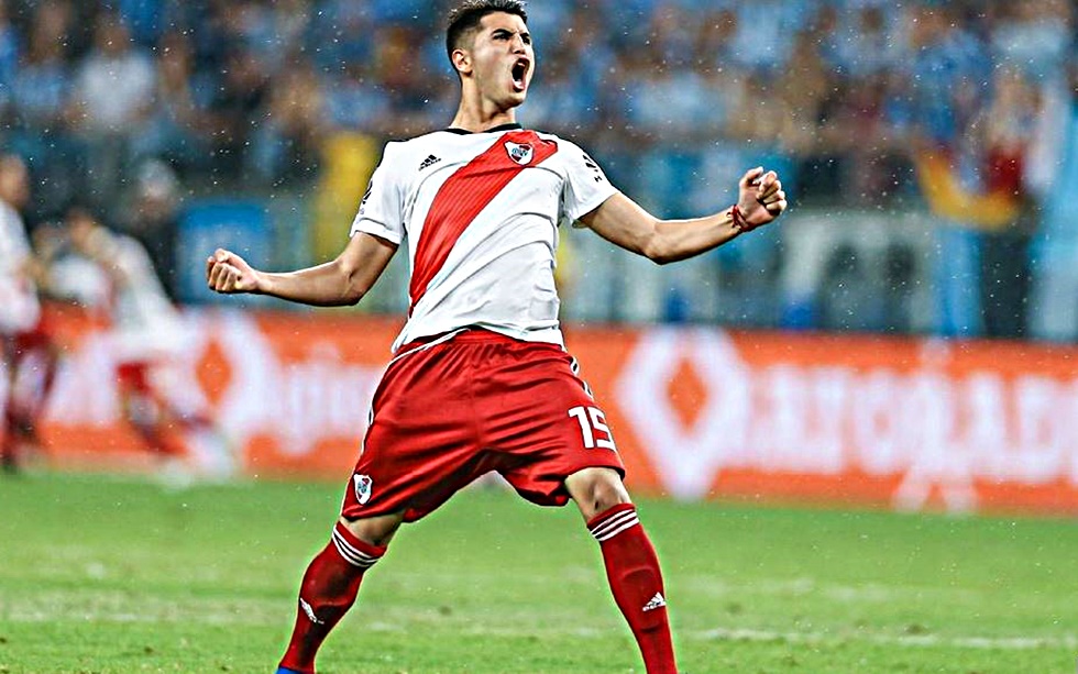 Η Ρεάλ πρόλαβε στο νήμα Μπάρτσα και Ατλέτικο και φέρνει Αργεντινό παικταρά