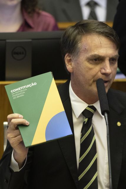 Βραζιλία: Τη φώτιση του Θεού ζήτησε ο ακροδεξιός Μπολσονάρου