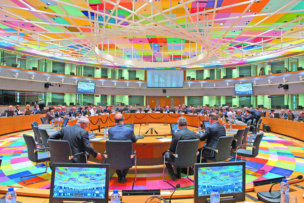 Μπλόκο στη «δόση» των €600 εκατ. από κέρδη των ομολόγων