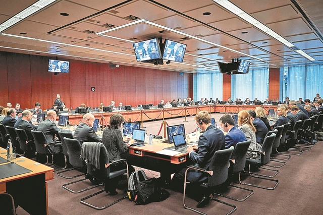 Πρώτο τεστ για μειώσεις φόρων, προαπαιτούμενα