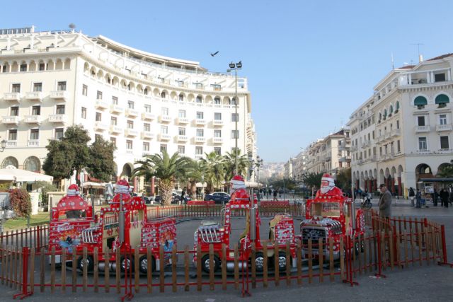 Αρωμα Χριστουγέννων στην πλατεία Αριστοτέλους