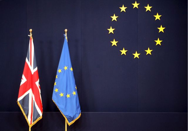 Προσωρινή συμφωνία Βρετανίας-ΕΕ για τις σχέσεις τους μετά το Brexit