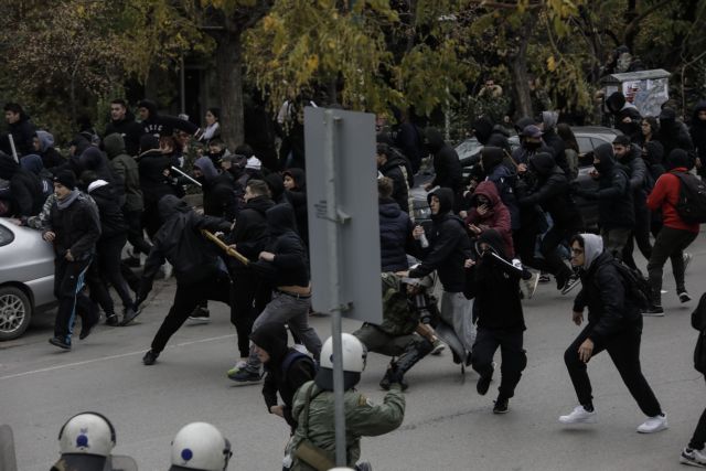 Ενταση στα μαθητικά συλλαλητήρια σε Αθήνα και Θεσσαλονίκη
