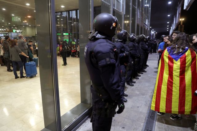 Συναγερμός στη Βαρκελώνη: Εκλεισαν δύο σιδηροδρομικές γραμμές