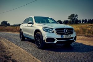 Το πρώτο υδρογονοκίνητο SUV της Mercedes-Benz στα χέρια πελατών της