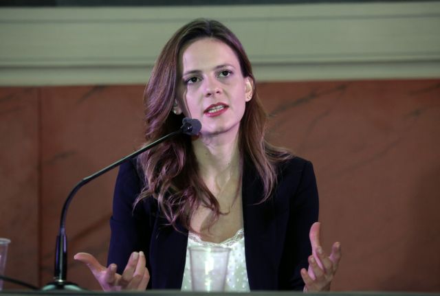 Αχτσιόγλου: Θετική η απόφαση του EWG για μη περικοπή των συντάξεων