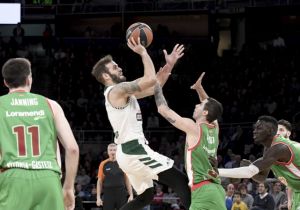 Ηττα του Παναθηναϊκού από τη Μπασκόνια