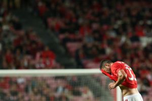 Δεύτερη σερί ήττα για Μπενφίκα, σε δύσκολη θέση ο Ρουί Βιτόρια