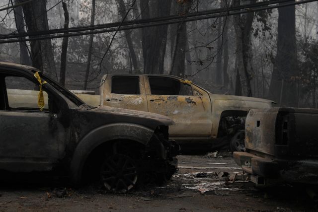 Πύρινος εφιάλτης στην Καλιφόρνια : Απειλείται το Μαλιμού