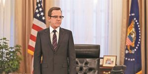 Ο Κίφερ Σάδερλαντ ως πρόεδρος των ΗΠΑ