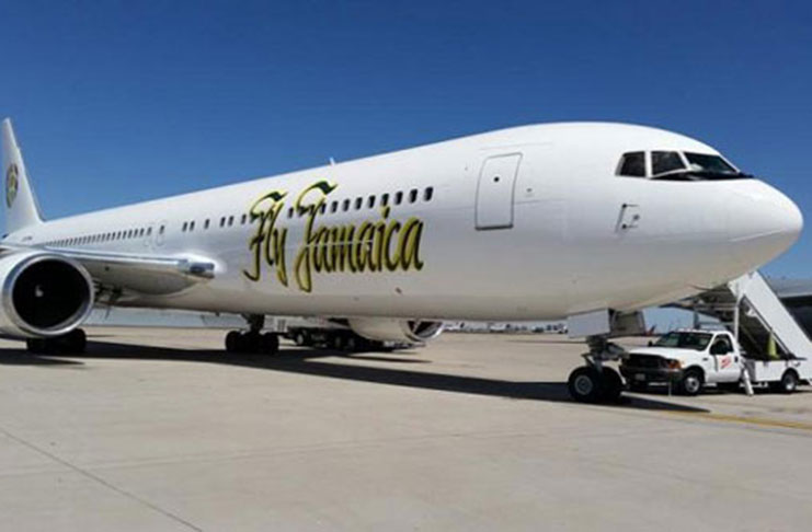 Εξι τραυματίες μετά από αναγκαστική προσγείωση αεροσκάφους της Fly Jamaica