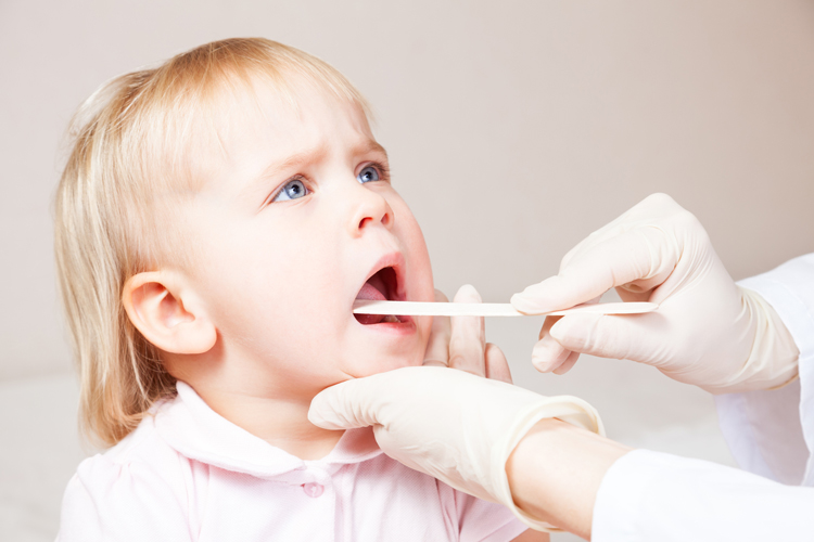 Περιττή και ανώφελη η αφαίρεση αμυγδαλών στα παιδιά