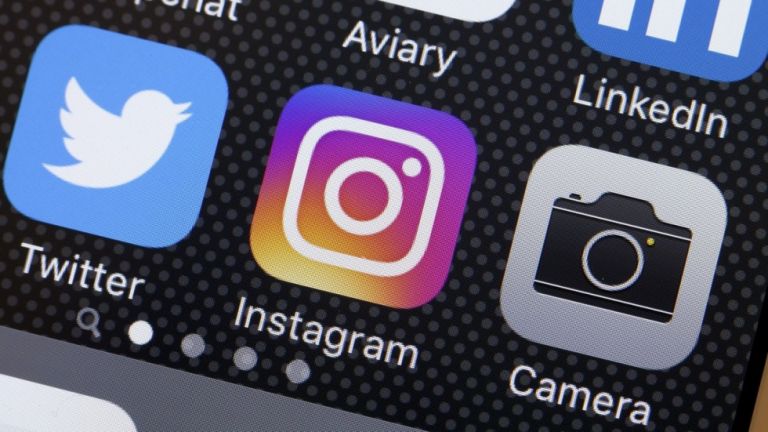 Το Instagram μπλοκάρει ψεύτικα likes, σχόλια και ακολούθους | tanea.gr