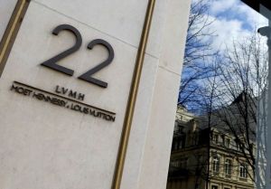 Η πολυτέλεια καταρρέει! LVMH και Hermès έχασαν 100 δισ. δολάρια από τον πόλεμο στο Ιράν