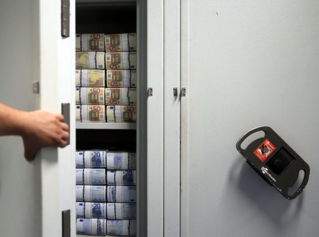 Government to start drawing on cash buffer in 2019 | tanea.gr Government to start drawing on cash buffer in 2019 | tanea.gr
