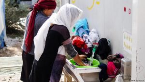 Spiegel : Επιδεινώνεται η κατάσταση στα ελληνική νησιά