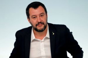 Νέο μήνυμα Σαλβίνι για το μεταναστευτικό