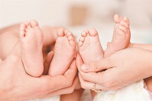 6+1 ερωτήσεις για τις δίδυμες κυήσεις