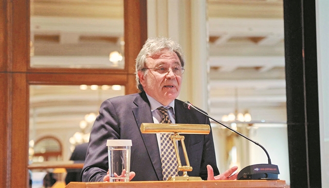 Τέσσερις υπουργοί ήξεραν για τον Λαυρεντιάδη