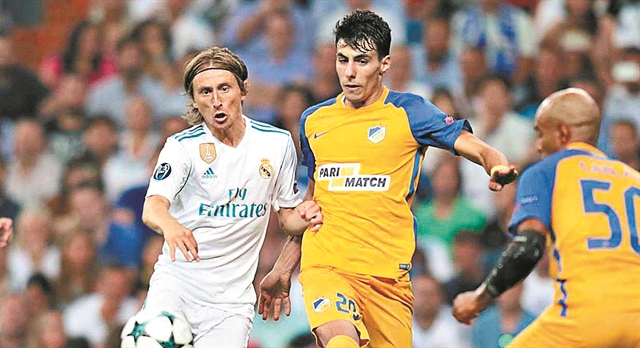 Το σκάουτινγκ και το αγκάθι Παϊρότζ