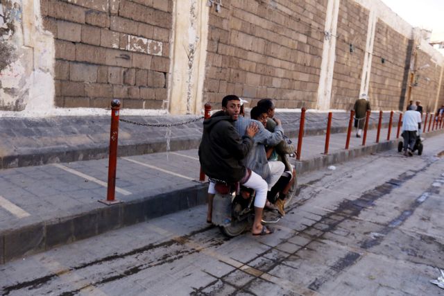 Υεμένη: Σφοδρές μάχες και αεροπορικές επιδρομές