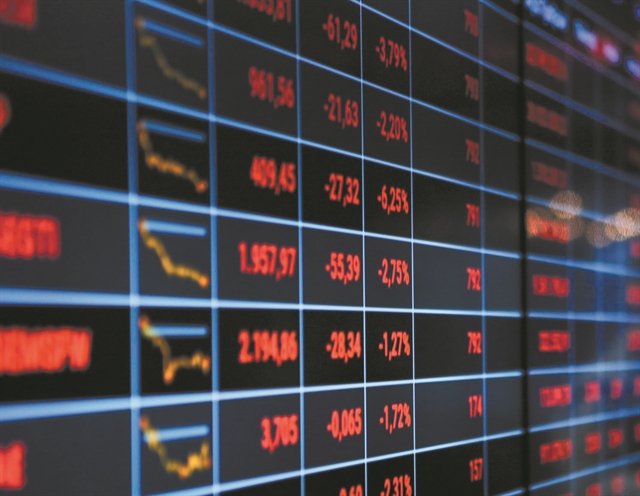 Σε κλοιό αρνητικών πιέσεων το ΧΑ