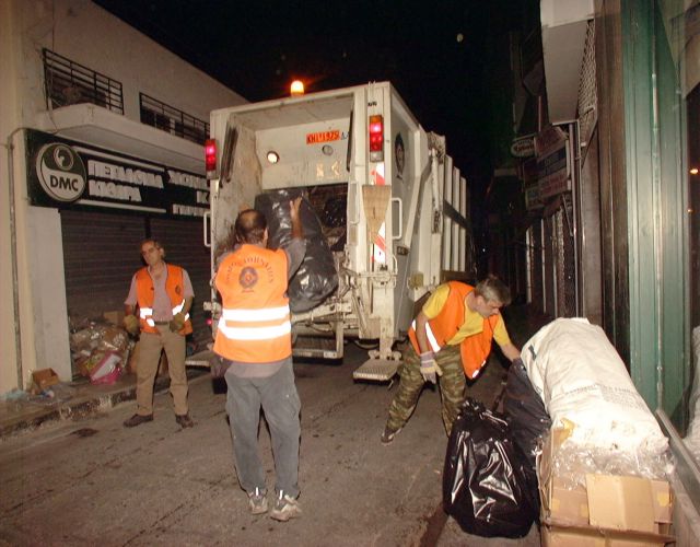 Χωρίς απορριματοφόρα τη Δευτέρα