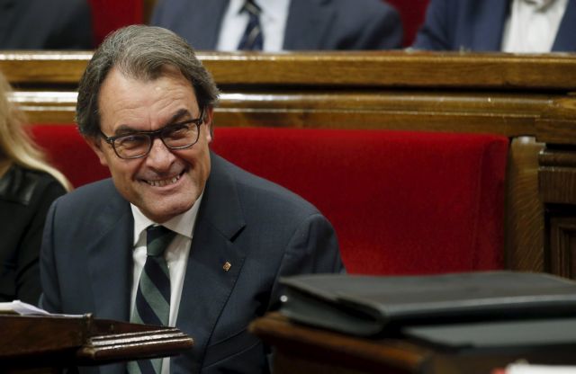 Πρόστιμο 4,9 εκατ. ευρώ στον πρώην πρόεδρο της Καταλωνίας