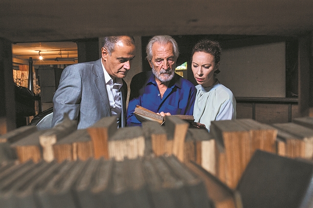 Ηγέτες στο μεταίχμιο