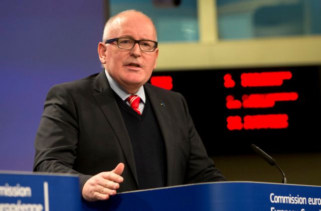 Μόνος από τους Σοσιαλιστές ο Τίμερμανς για να διαδεχτεί τον Γιούνκερ