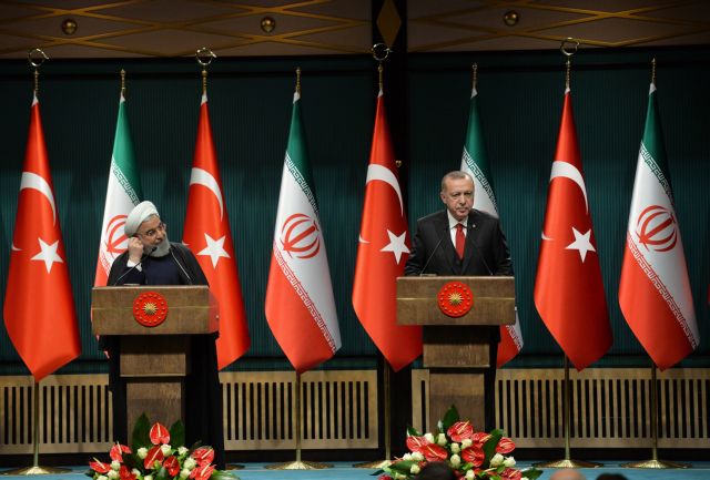 Θα καθυστερήσει η επιχείρηση κατά των Κούρδων στη Συρία