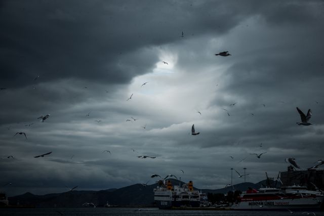 Ψυχρό μέτωπο : 20 βαθμοί η διαφορά βόρειας – νότιας Ελλάδας – Πού χρειάζονται αλυσίδες