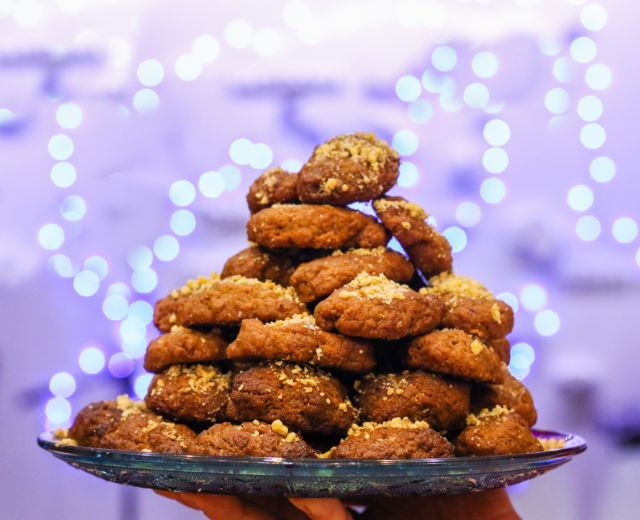 Τραγανά μελομακάρονα