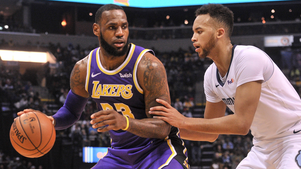 Άνετο πέρασμα των Λέικερς από το Μέμφις