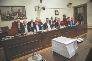 Ρελάνς της ΝΔ, στο στόχαστρο υπουργοί του ΣΥΡΙΖΑ